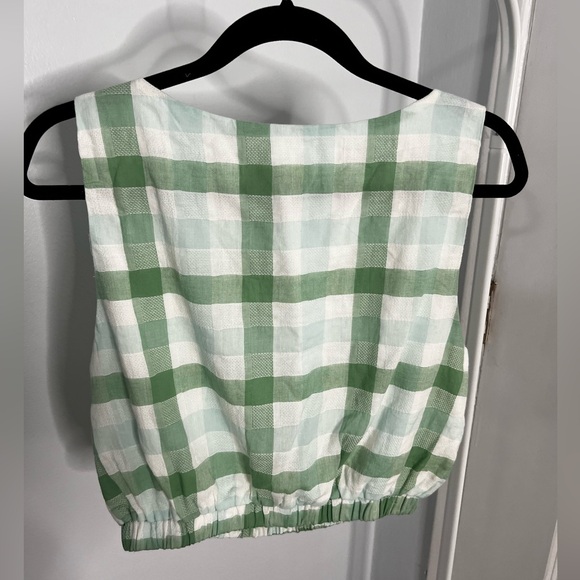 Super Cute HENLY cropped top! Size LARGE - Picture 3 of 4